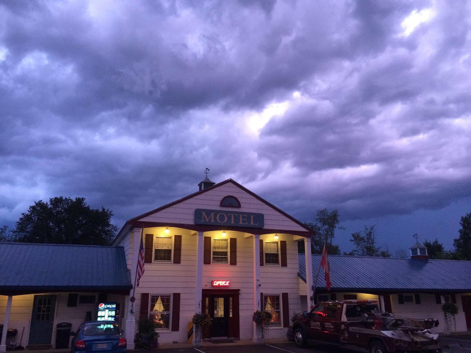 Colonial Valley Motel Farmington Zewnętrze zdjęcie